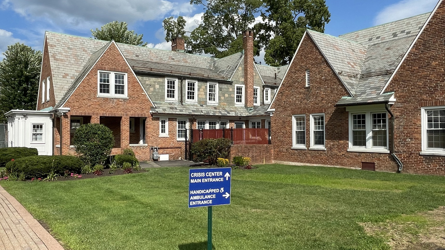 hartford-crisis-center